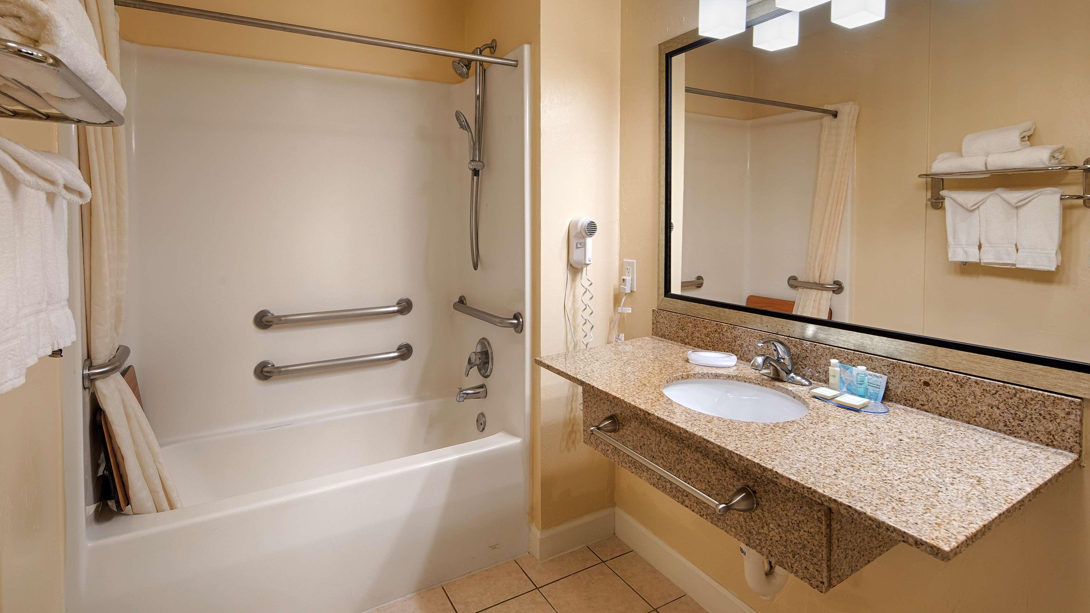 Best Western Snyder Inn Екстериор снимка