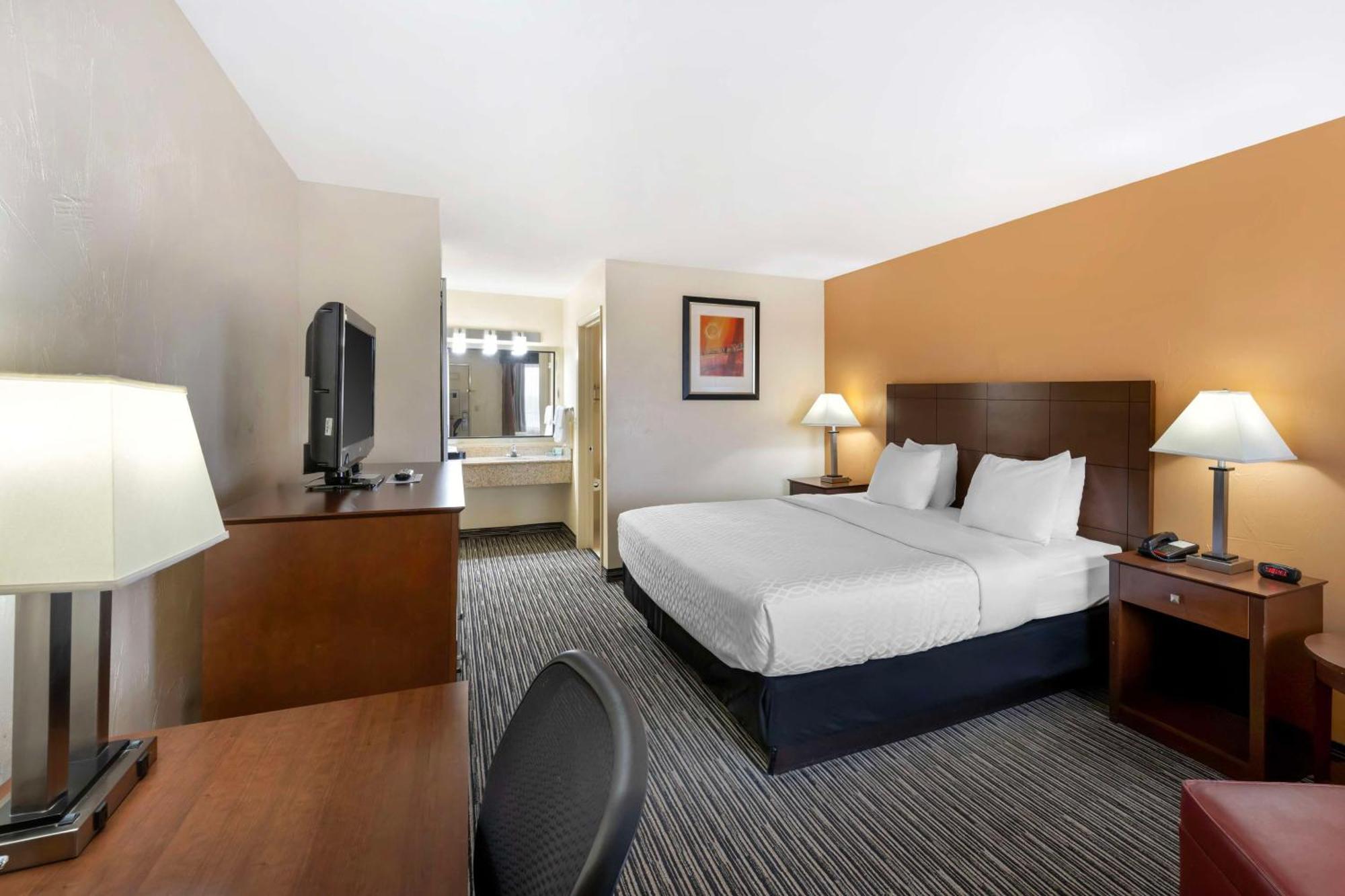 Best Western Snyder Inn Екстериор снимка