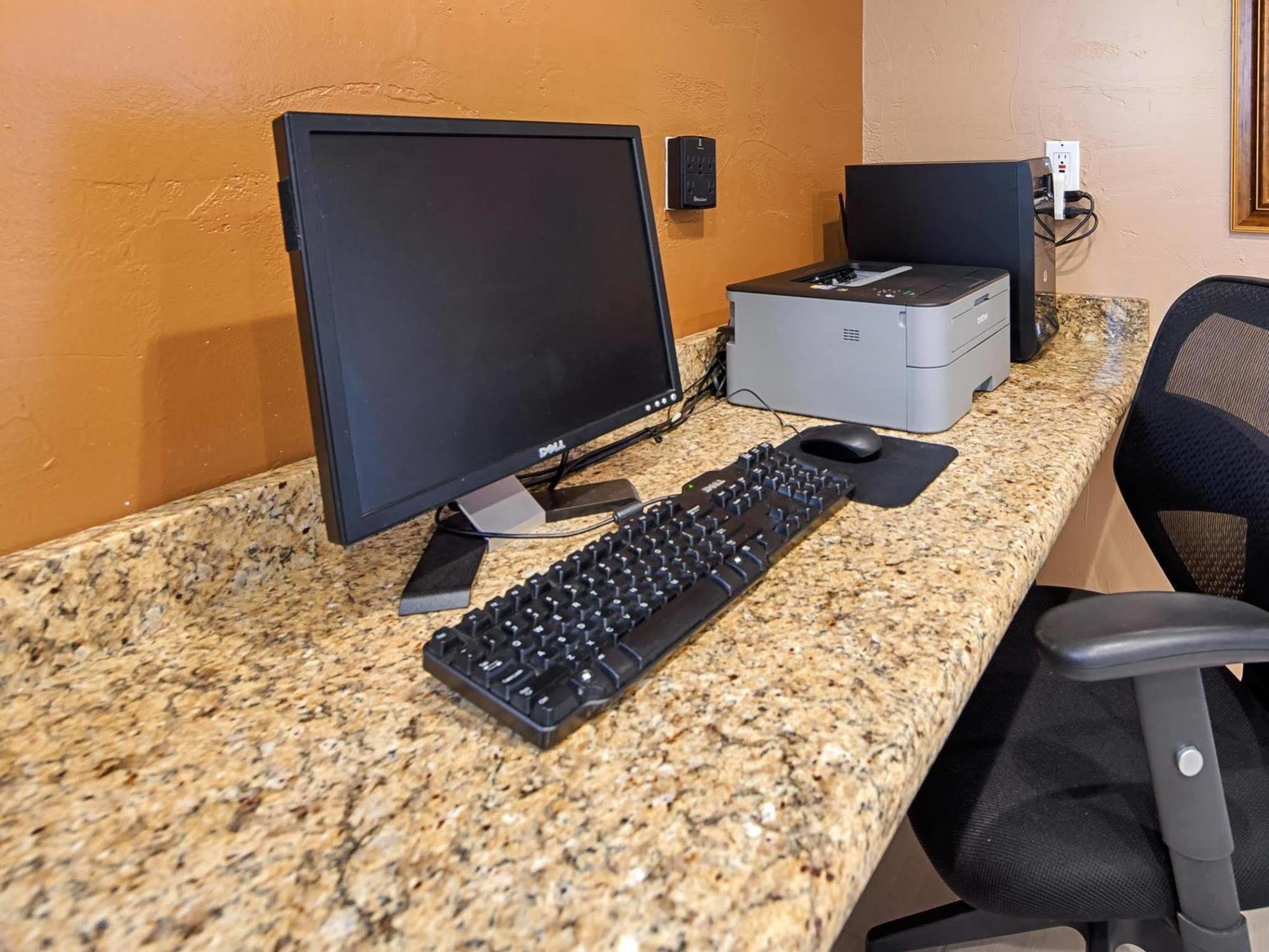 Best Western Snyder Inn Екстериор снимка